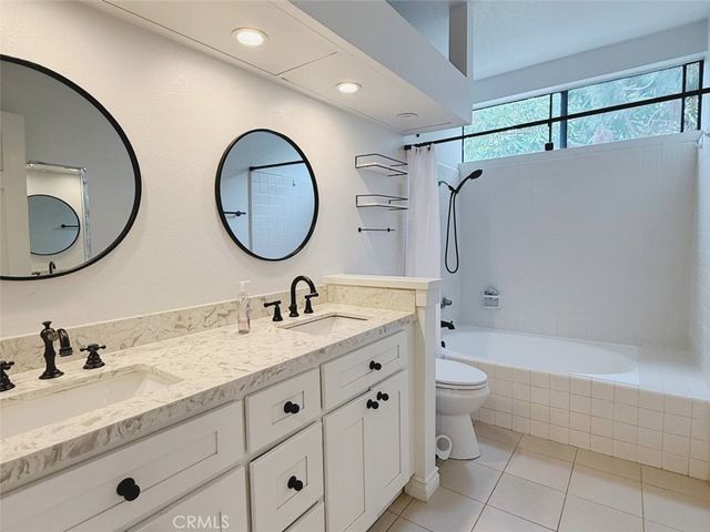 17191 Corbina Lane 102, Huntington Beach, CA 92649