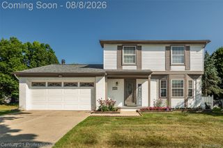 808 Oak Ridge Court, Brighton, MI 48116