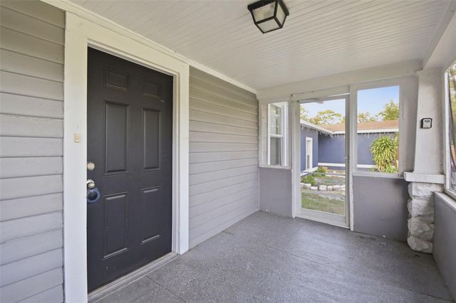 3745 S 16TH AVENUE S, St Petersburg, FL 33711