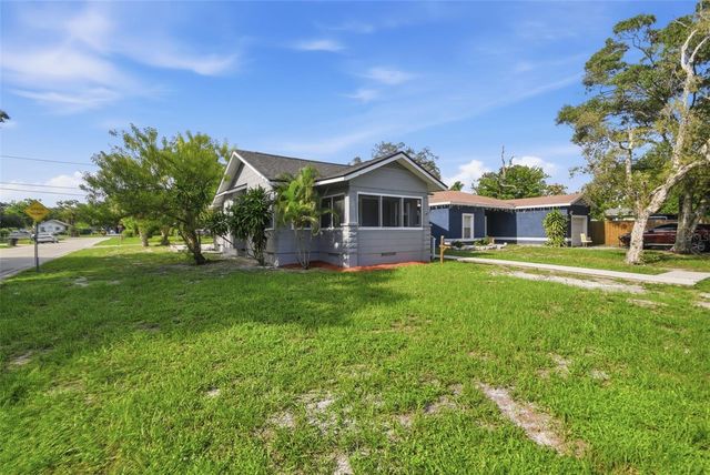 3745 S 16TH AVENUE S, St Petersburg, FL 33711