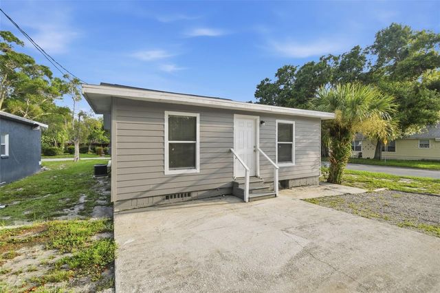 3745 S 16TH AVENUE S, St Petersburg, FL 33711