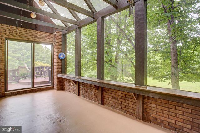 19058 KEEDYSVILLE RD, Keedysville, MD 21756