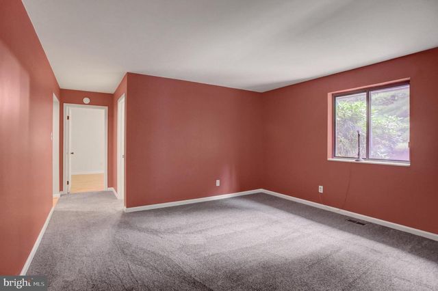 19058 KEEDYSVILLE RD, Keedysville, MD 21756