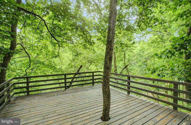 19058 KEEDYSVILLE RD, Keedysville, MD 21756