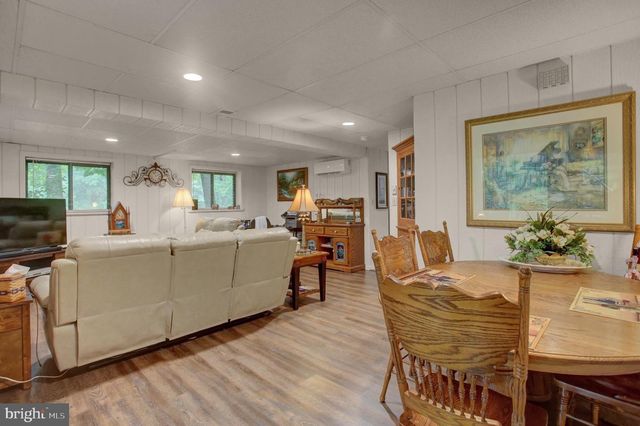 19058 KEEDYSVILLE RD, Keedysville, MD 21756