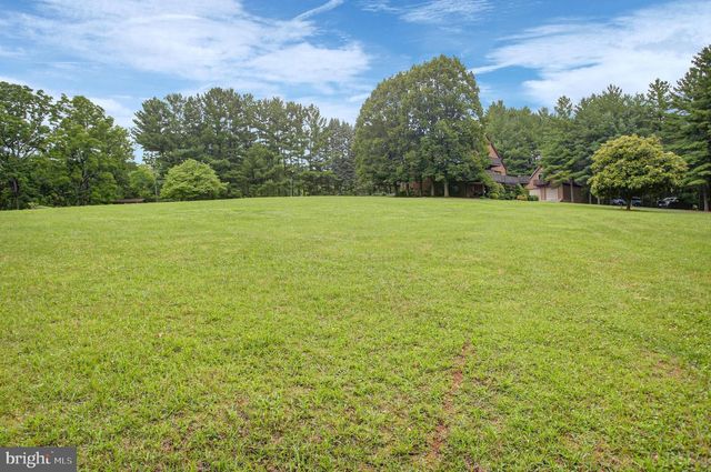 19058 KEEDYSVILLE RD, Keedysville, MD 21756