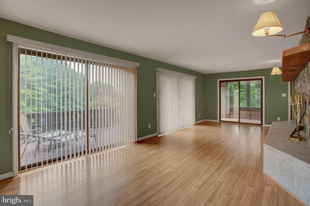 19058 KEEDYSVILLE RD, Keedysville, MD 21756