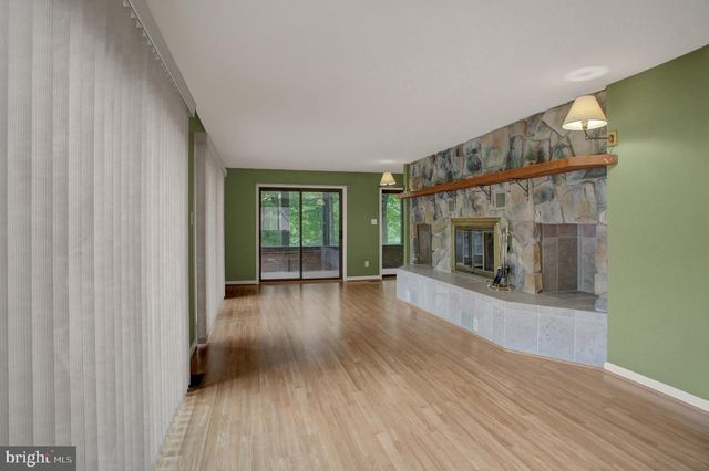 19058 KEEDYSVILLE RD, Keedysville, MD 21756