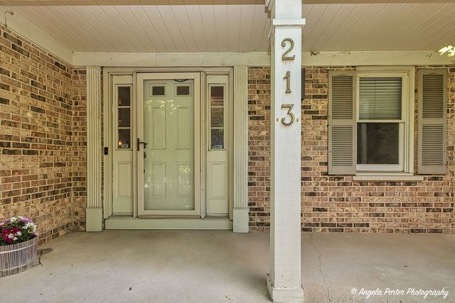 213 Stanton Drive, Buffalo Grove, IL 60089