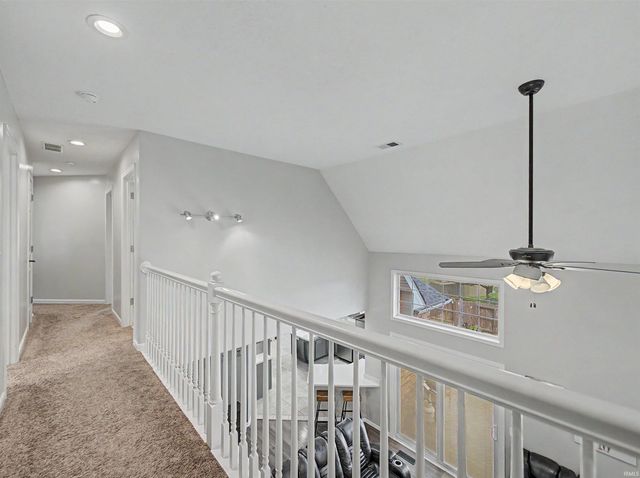 8737 Clear Creek Drive, Evansville, IN 47711