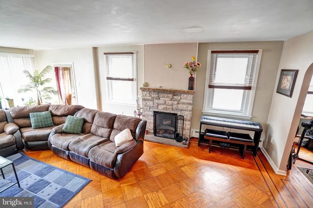 5029 AKRON ST, Philadelphia, PA 19124