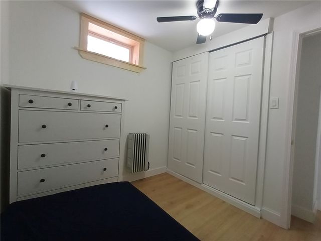 210 N 4th St, Jeannette, PA 15644