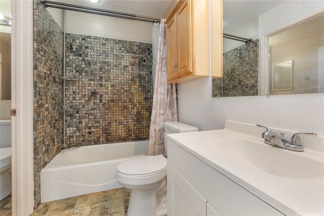 94-1457 Waipio Uka Street O203, Waipahu, HI 96797