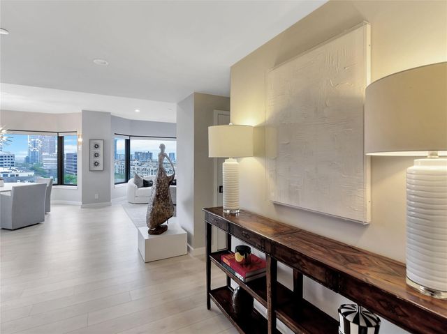 3030 Mckinney Avenue 1006, Dallas, TX 75204