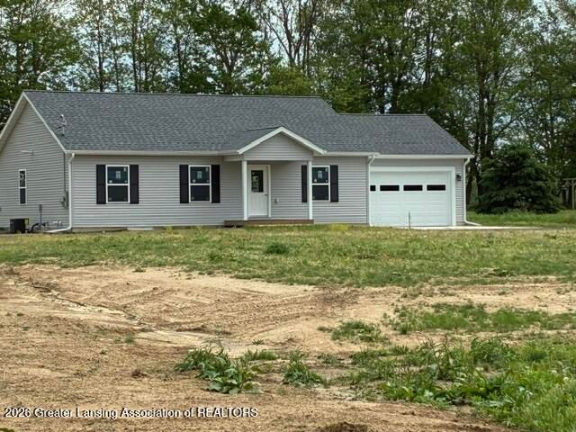 4131 S Birchridge, Charlotte, MI 48813