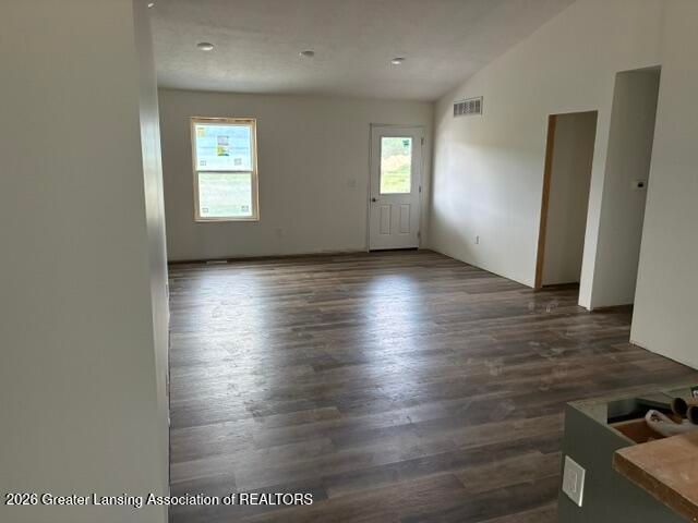 4131 S Birchridge, Charlotte, MI 48813