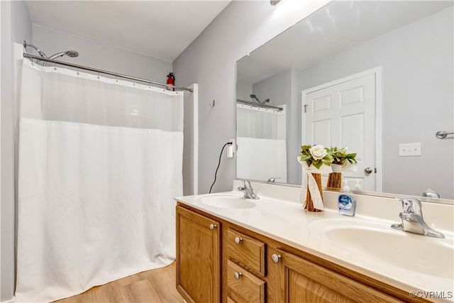 8118 Mimosa Hill Ln, Mechanicsville, VA 23116