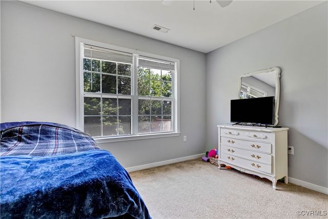 8118 Mimosa Hill Ln, Mechanicsville, VA 23116