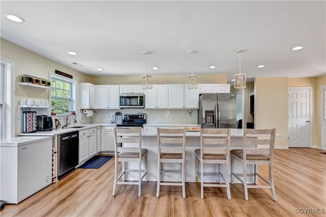 8118 Mimosa Hill Ln, Mechanicsville, VA 23116