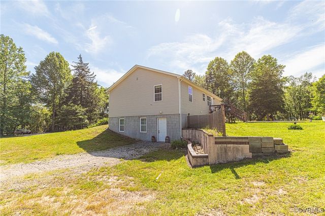 8118 Mimosa Hill Ln, Mechanicsville, VA 23116
