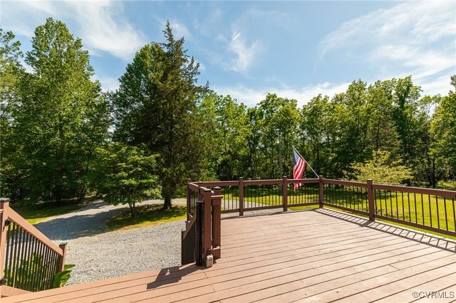 8118 Mimosa Hill Ln, Mechanicsville, VA 23116