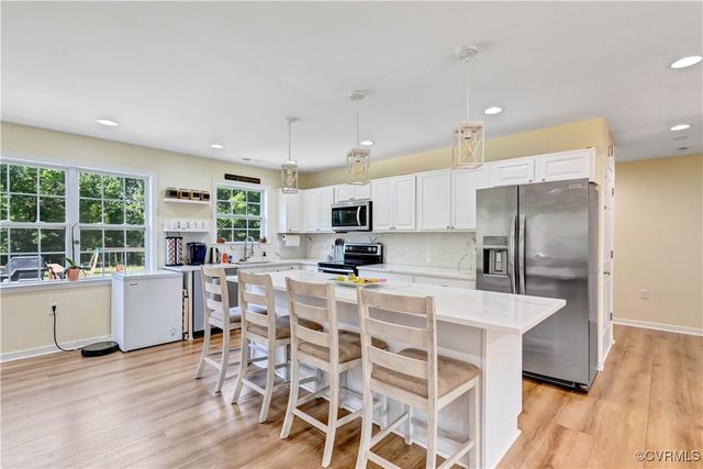 8118 Mimosa Hill Ln, Mechanicsville, VA 23116