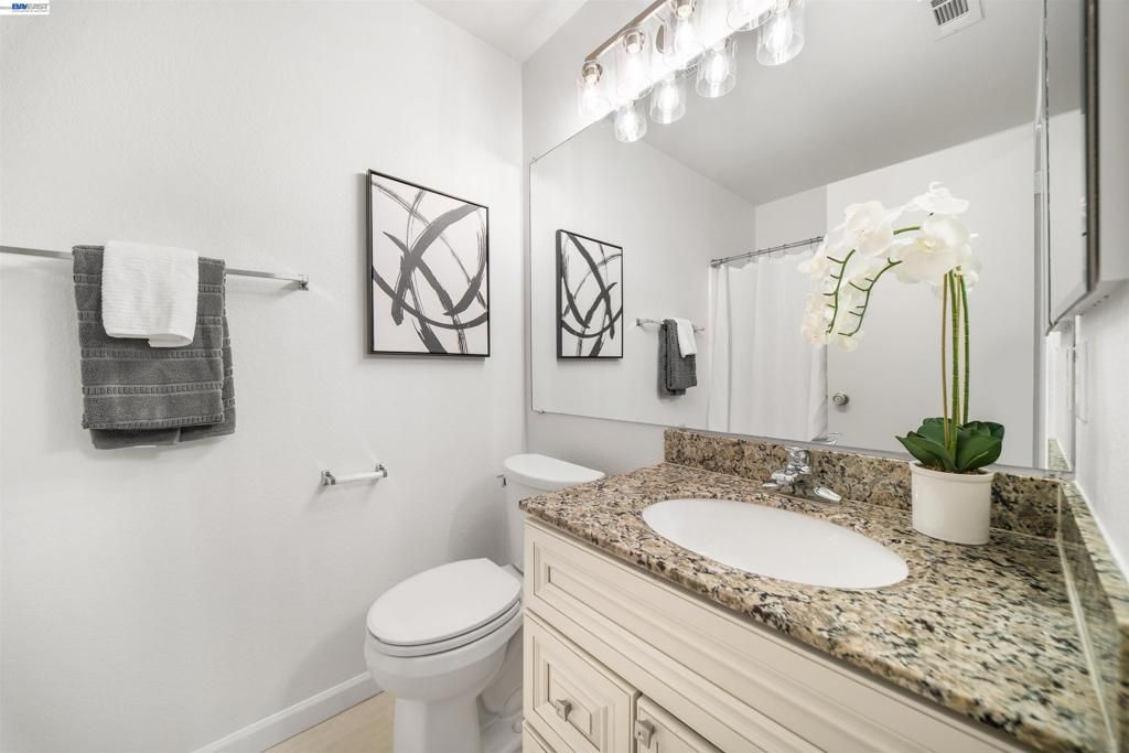 Image 17 of property listing at 2748 Carpinteria Dr, Antioch, CA 94531