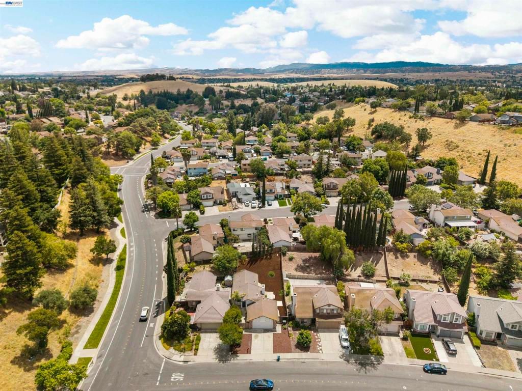 Image 29 of property listing at 2748 Carpinteria Dr, Antioch, CA 94531