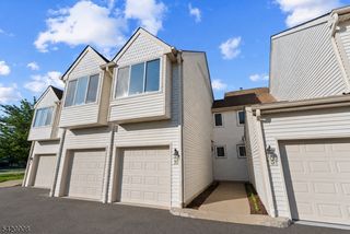 16 Franklin Court, Montville Twp., NJ 07045