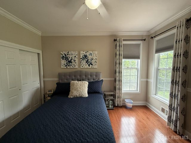27 Mitchell Drive, Monroe, NJ 08831