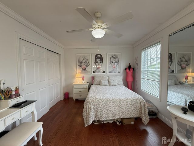 27 Mitchell Drive, Monroe, NJ 08831