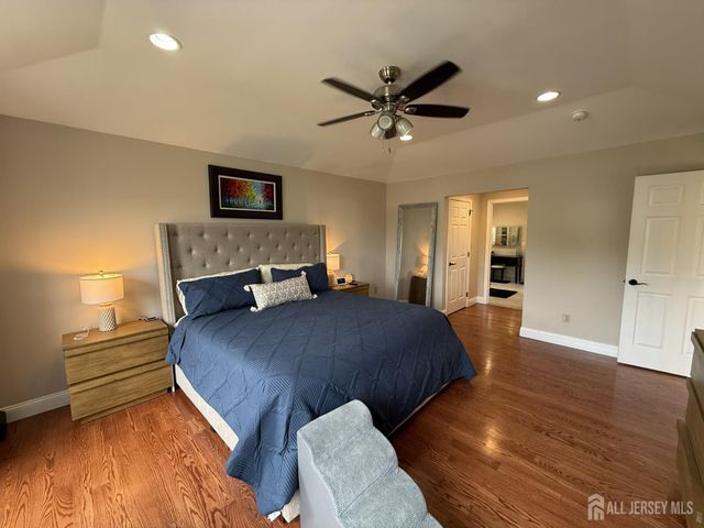 27 Mitchell Drive, Monroe, NJ 08831