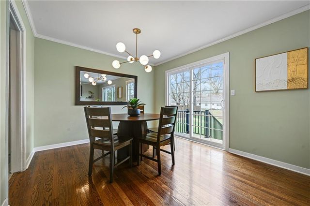 5814 W 84th Terrace, Overland Park, KS 66207