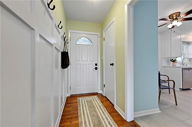 5814 W 84th Terrace, Overland Park, KS 66207