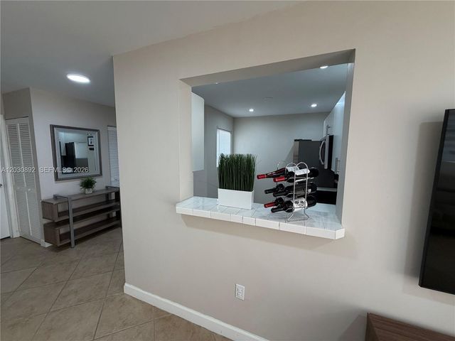 4712 NW 114th Ave 202, Doral, FL 33178
