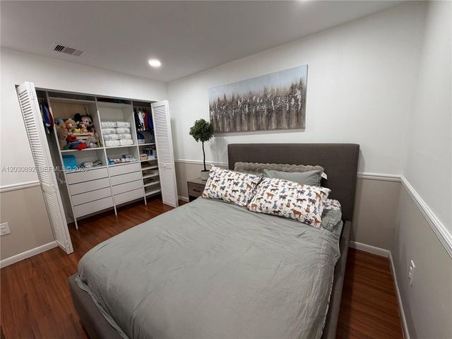 4712 NW 114th Ave 202, Doral, FL 33178