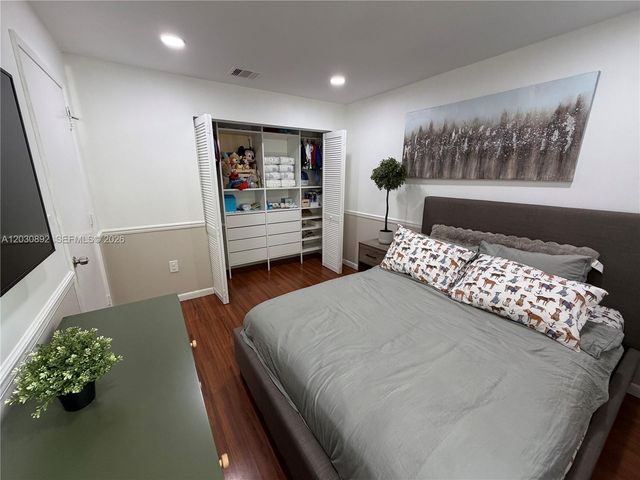 4712 NW 114th Ave 202, Doral, FL 33178