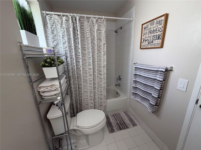4712 NW 114th Ave 202, Doral, FL 33178