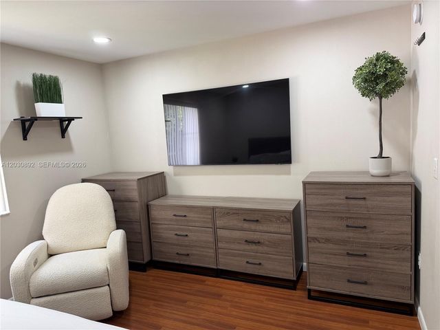 4712 NW 114th Ave 202, Doral, FL 33178