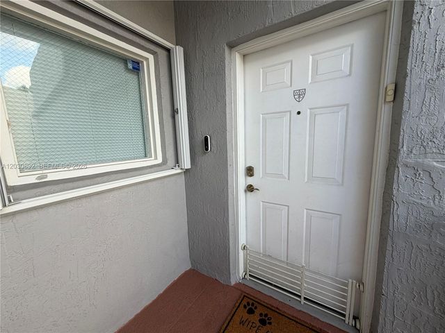 4712 NW 114th Ave 202, Doral, FL 33178