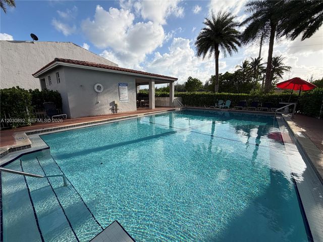 4712 NW 114th Ave 202, Doral, FL 33178