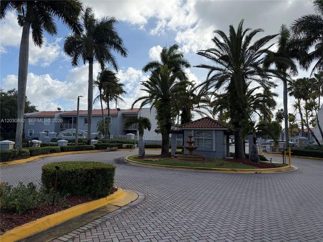 4712 NW 114th Ave 202, Doral, FL 33178