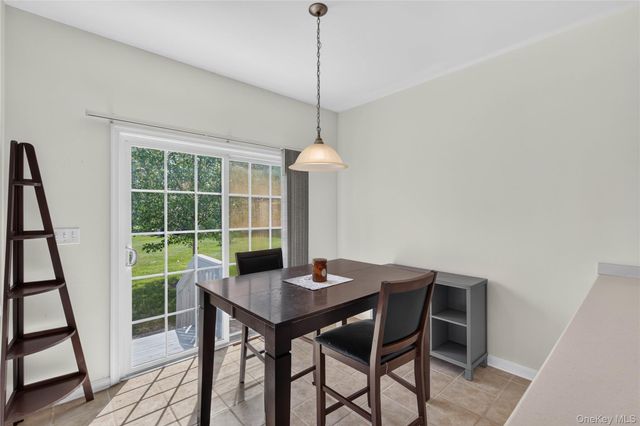 30 Banbury Way 1204, Newburgh, NY 12550