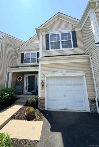 30 Banbury Way 1204, Newburgh, NY 12550