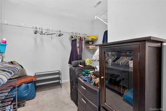 30 Banbury Way 1204, Newburgh, NY 12550
