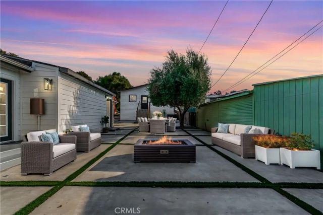 4915 Lincoln, Los Angeles, CA 90042