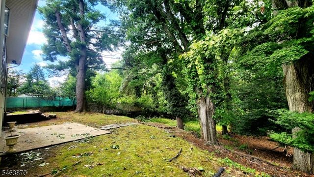 11 Brookhill Pl, Little Falls Twp., NJ 07424