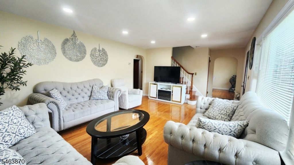11 Brookhill Pl, Little Falls Twp., NJ 07424 — photo 3