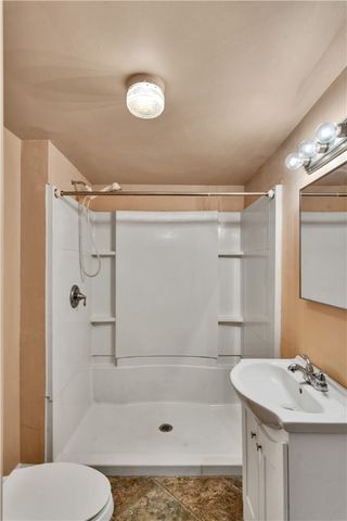 531 5th Ave, Bell Twp, PA 15618