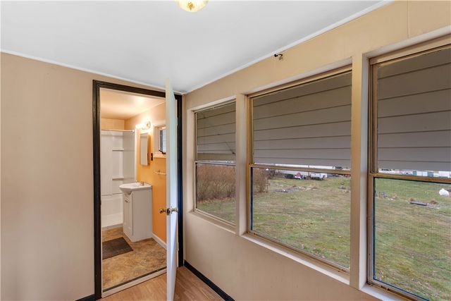 531 5th Ave, Bell Twp, PA 15618